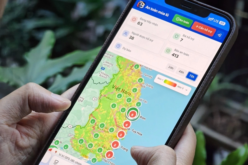 AI có thể dự báo mưa lũ, sạt lở thế nào? Nền tảng dự báo mưa lũ, sạt lở hiện hỗ trợ các tỉnh Đăk Lăk, Gia Lai, Quảng Ngãi, Khánh Hòa và đang tiếp tục cập nhật. Ảnh: Trọng Đạt